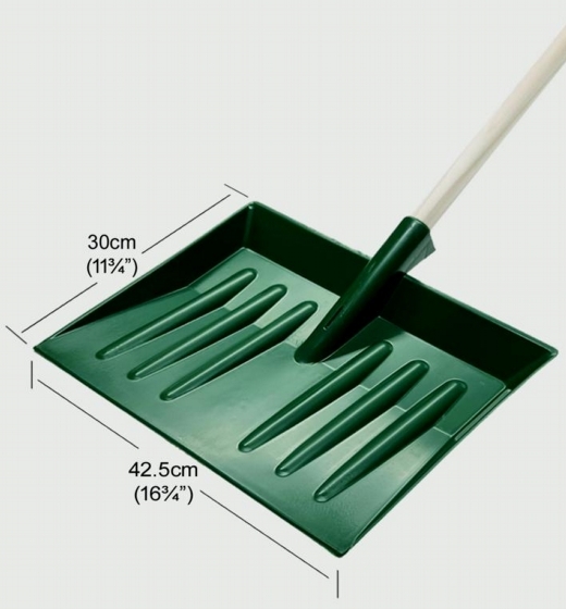 Garland Green Snow Shovel & Handle